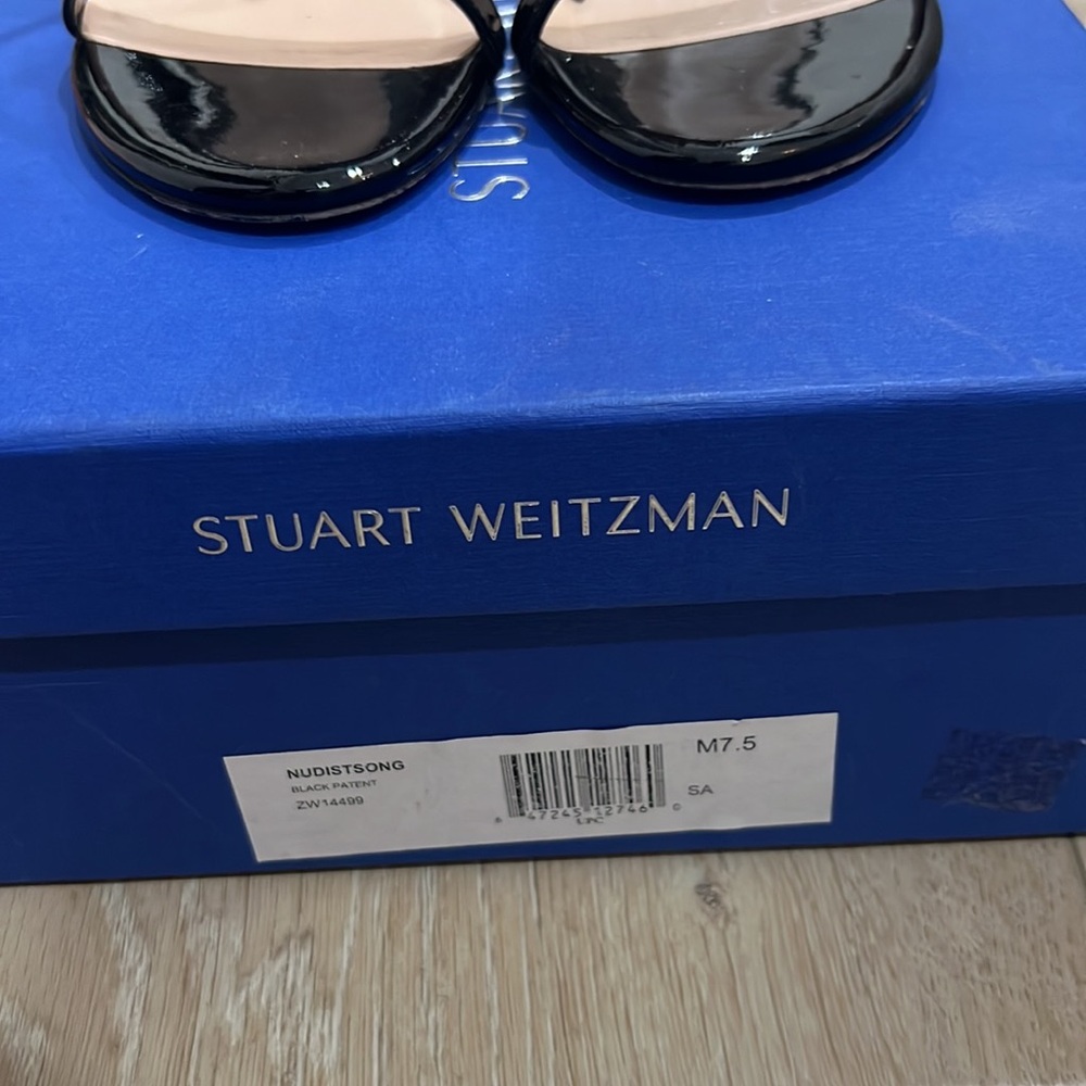 Stuart Weitzman - Picture 2 of 4